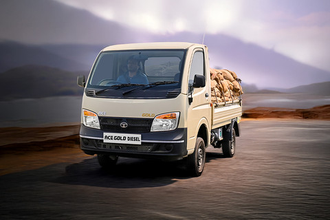 tata-ace-gold-exterior-671322 (1)